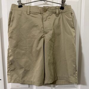 Under armour boys Khaki Flat Front Shorts size 12